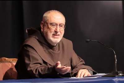Padre Antonio Sicari